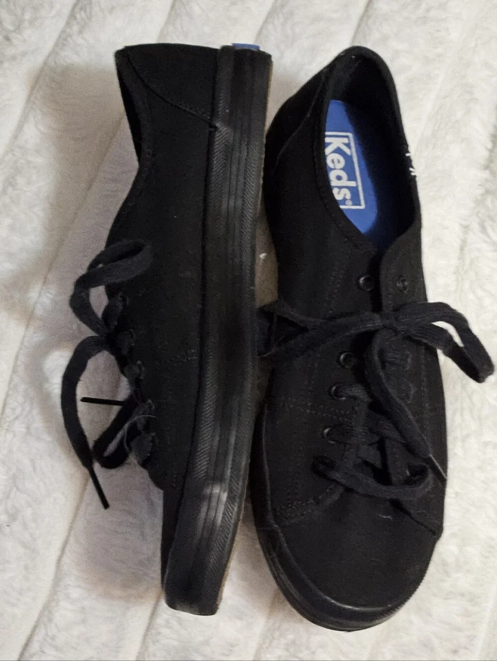Keds Womens Black Classic Canvas Sneakers Black EUC Size 8